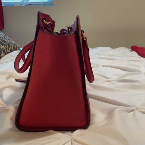 AUTHENTIC Michael Kors tote - Picture 4 of 7